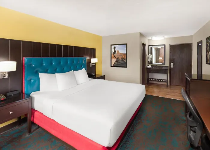 Heritage Inn & Suites San Antonio Airport, Trademark Wyndham
